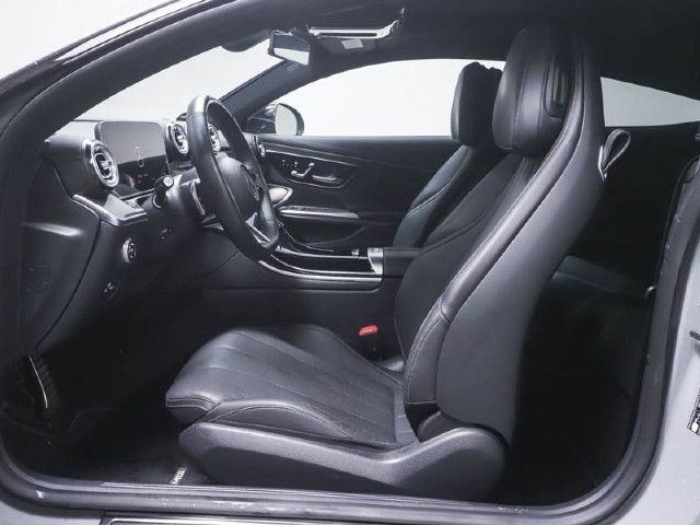 Mercedes-Benz CLE 300