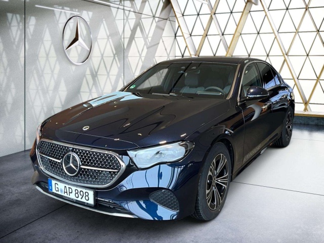 Mercedes-Benz E 200