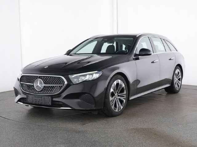 Mercedes-Benz E 220A