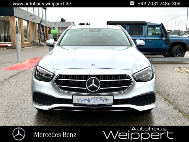 Mercedes-Benz E 220