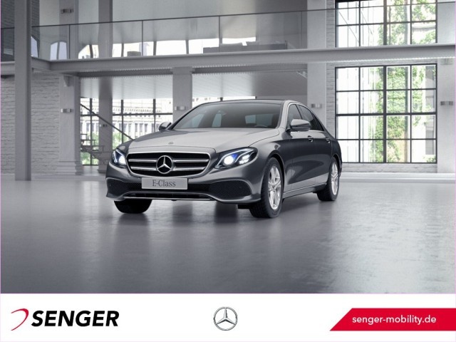 Mercedes-Benz E 220