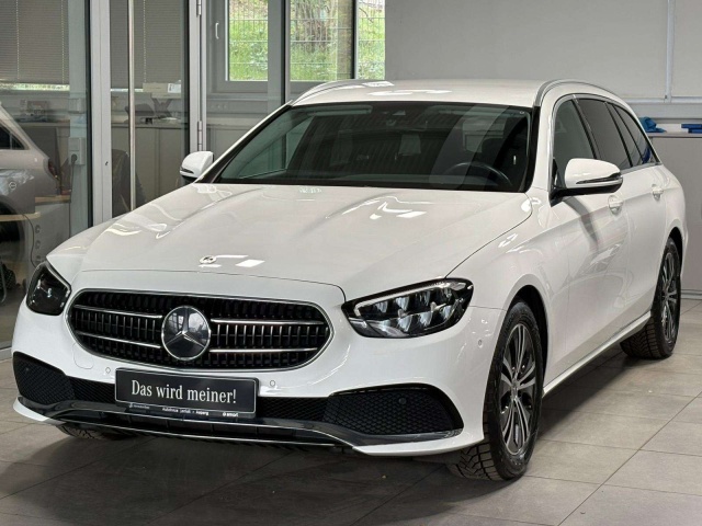 Mercedes-Benz E 220