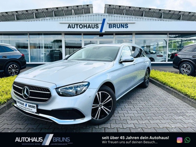 Mercedes-Benz E 220