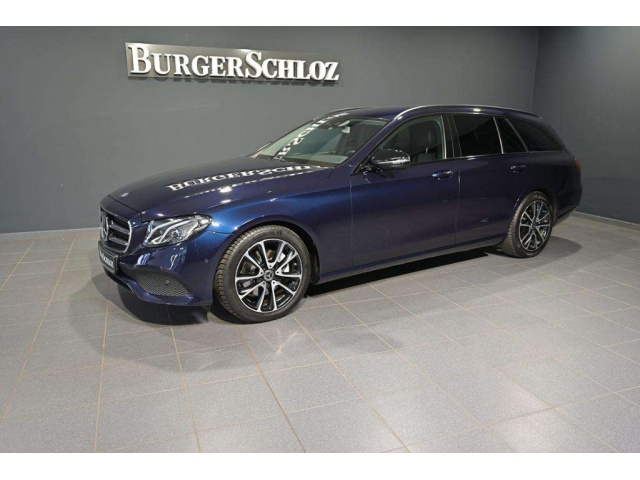 Mercedes-Benz E 220