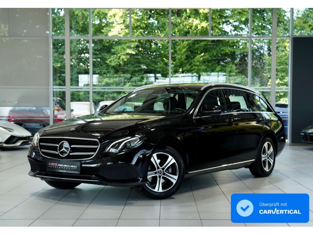 Mercedes-Benz E 220