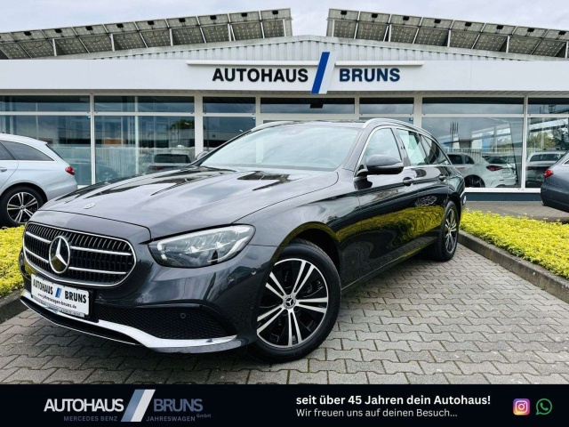 Mercedes-Benz E 220
