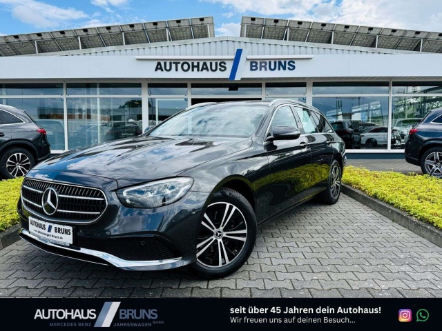 Mercedes-Benz E 220