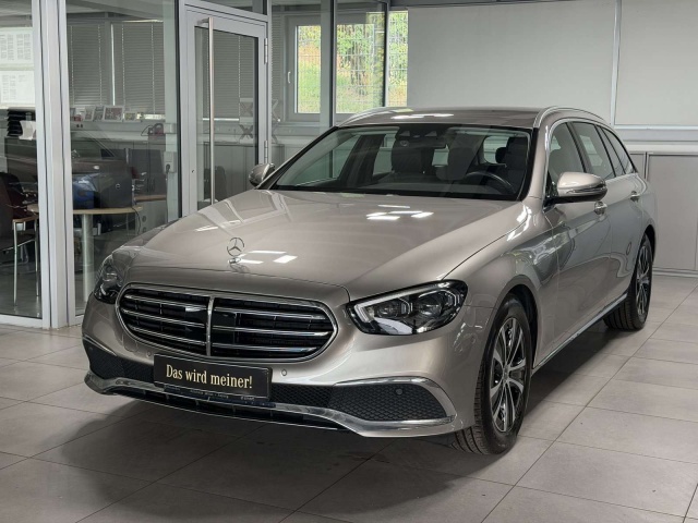 Mercedes-Benz E 220