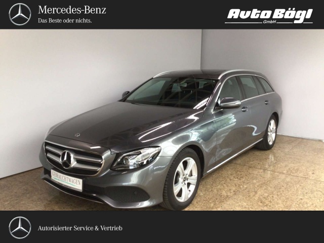 Mercedes-Benz E 220