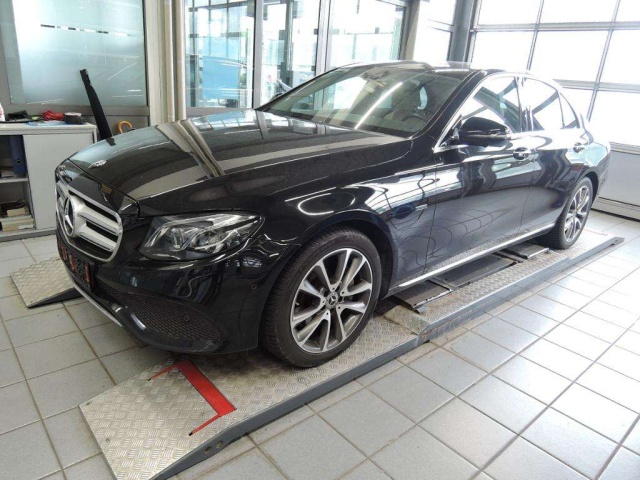 Mercedes-Benz E 350