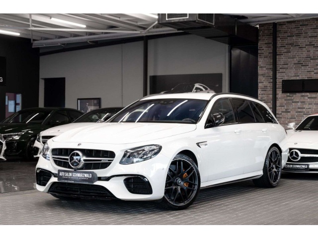Mercedes-Benz E 63 AMG