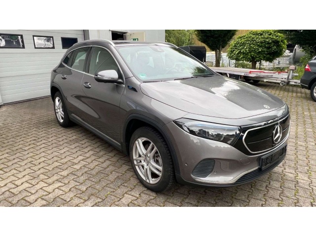 Mercedes-Benz EQA