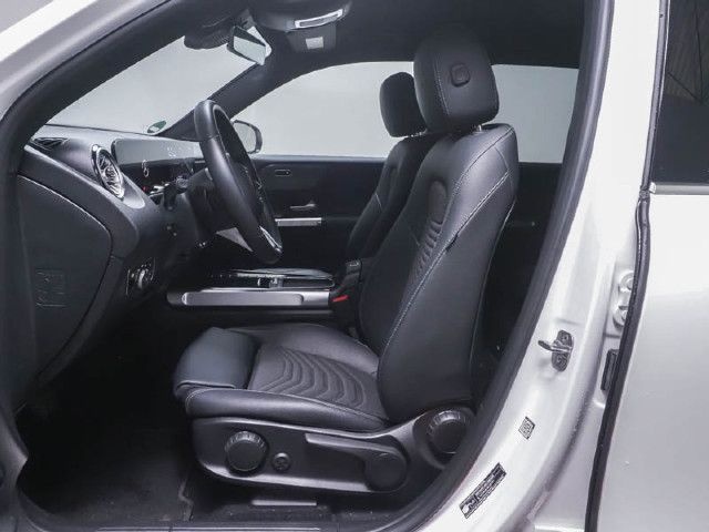 Mercedes-Benz EQB 350