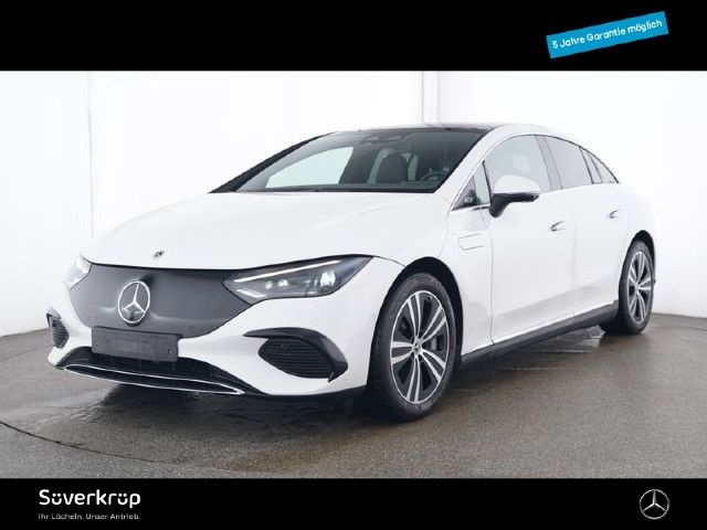 Mercedes-Benz EQE 300