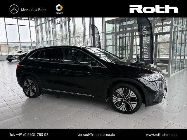 Mercedes-Benz EQE 300