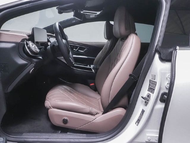 Mercedes-Benz EQE 300