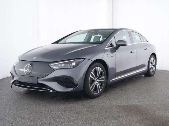 Mercedes-Benz EQE 300