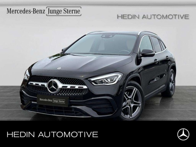 Mercedes-Benz GLA 220
