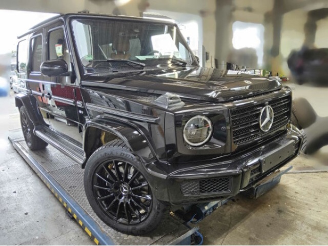 Mercedes-Benz G 500