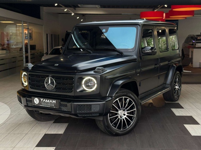 Mercedes-Benz G 500