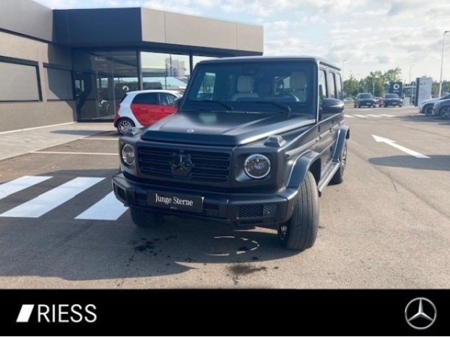 Mercedes-Benz G 500