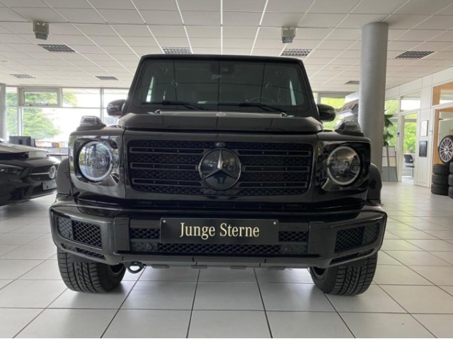 Mercedes-Benz G 500