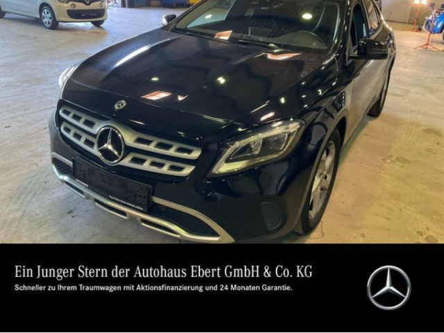 Mercedes-Benz GLA 180