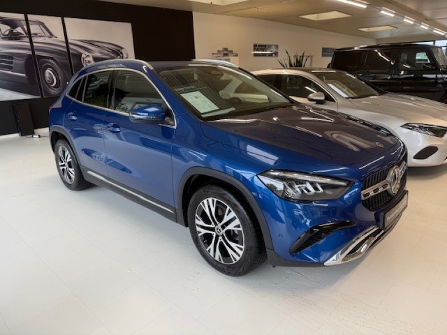 Mercedes-Benz GLA 180