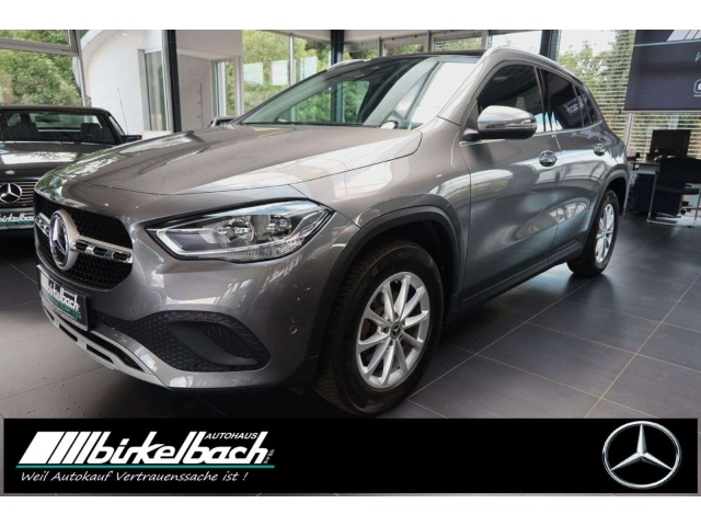Mercedes-Benz GLA 180