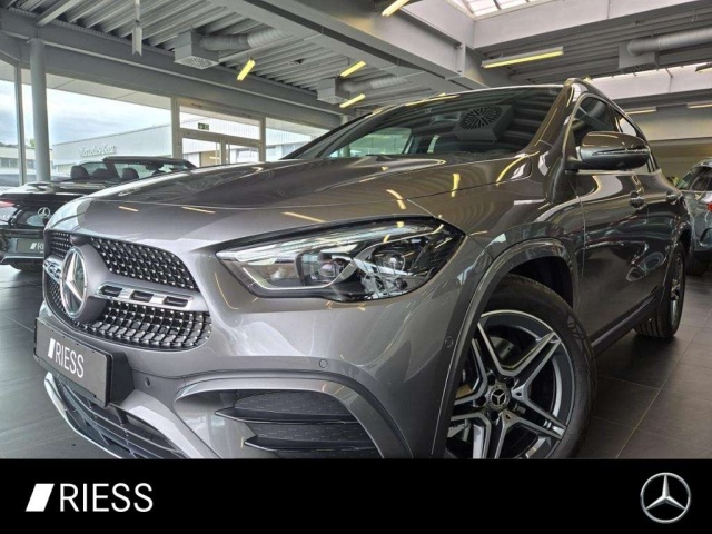 Mercedes-Benz GLA 180