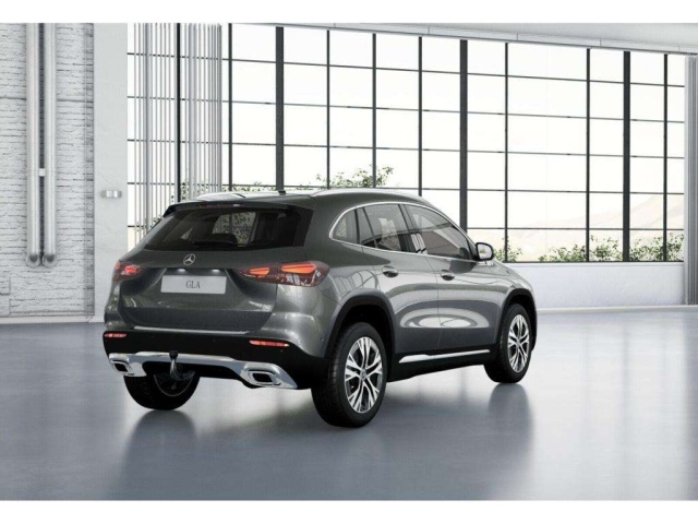 Mercedes-Benz GLA 180