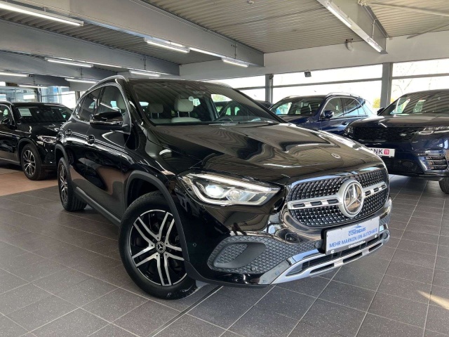 Mercedes-Benz GLA 180