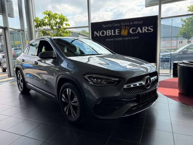 Mercedes-Benz GLA 180