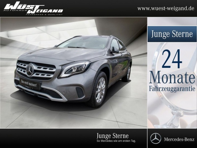 Mercedes-Benz GLA 200 Sport Utility Vehicle