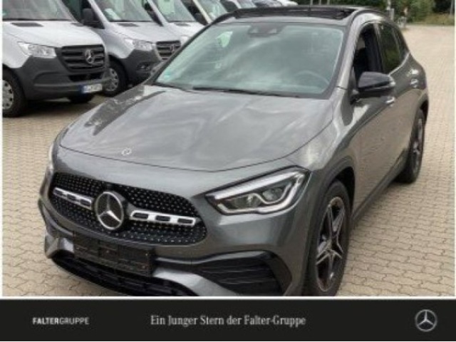 Mercedes-Benz GLA 200