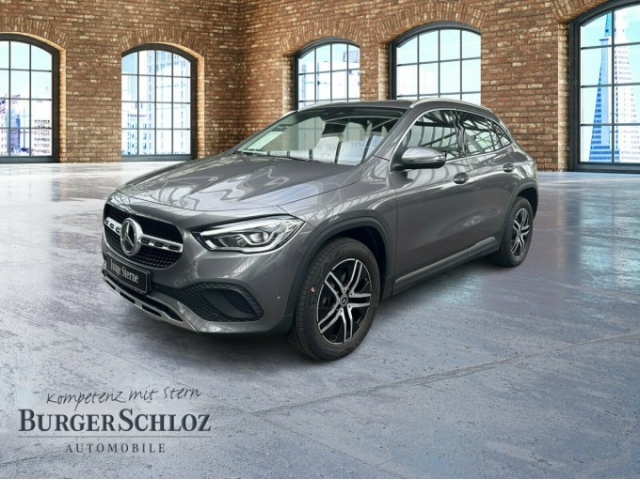 Mercedes-Benz GLA 200