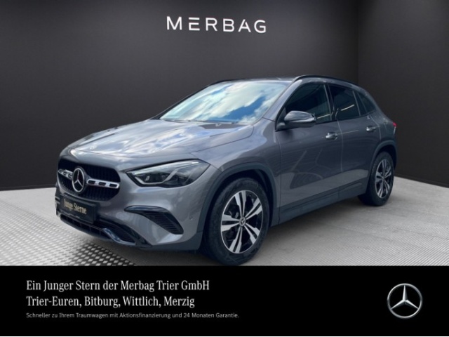 Mercedes-Benz GLA 200