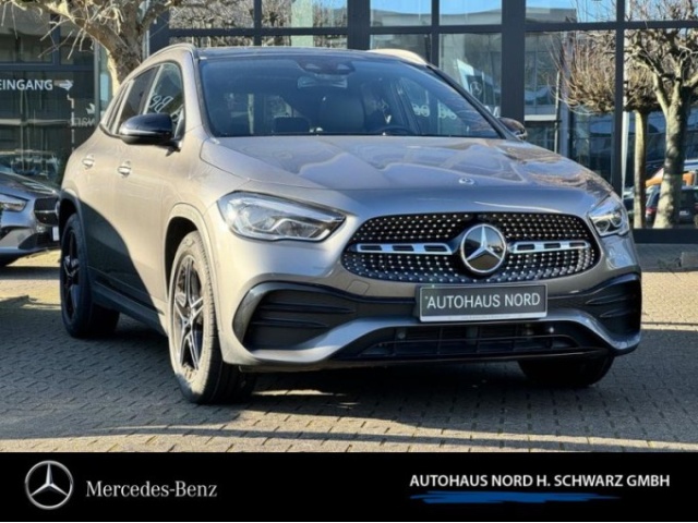 Mercedes-Benz GLA 200