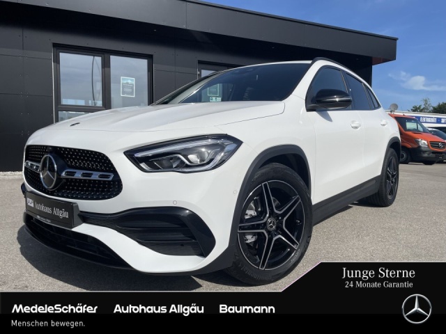 Mercedes-Benz GLA 200