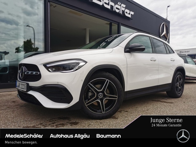 Mercedes-Benz GLA 200