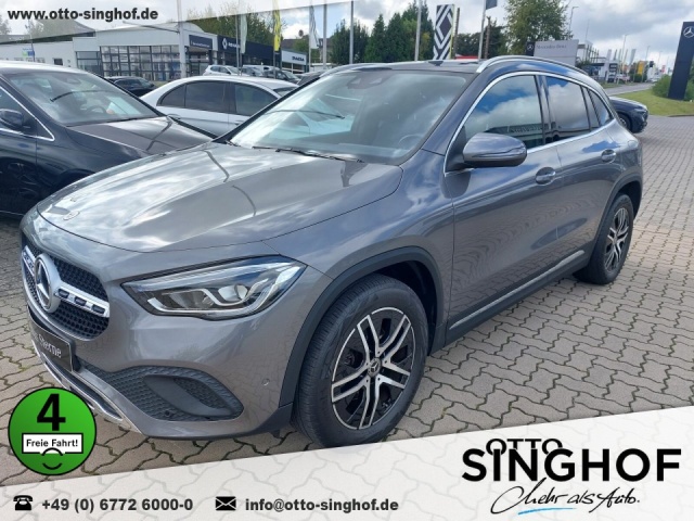 Mercedes-Benz GLA 200