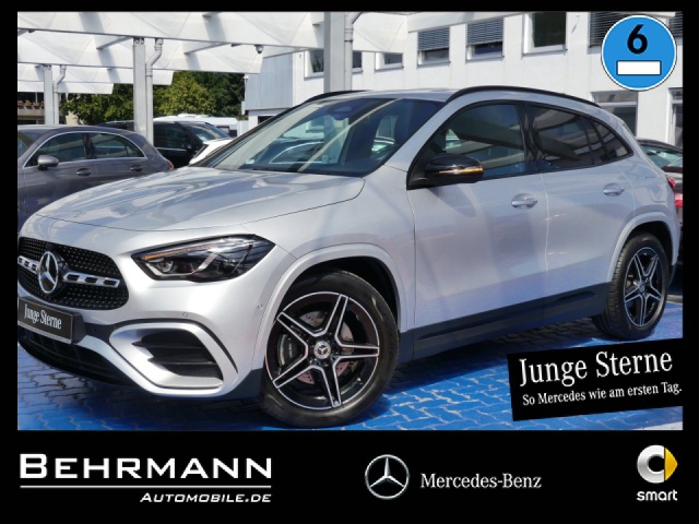 Mercedes-Benz GLA 200