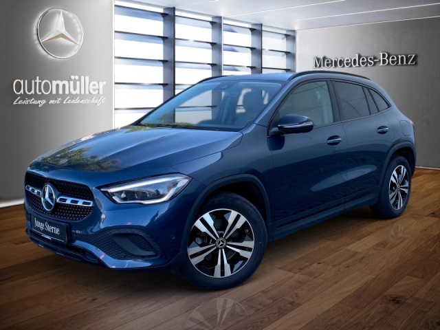 Mercedes-Benz GLA 200