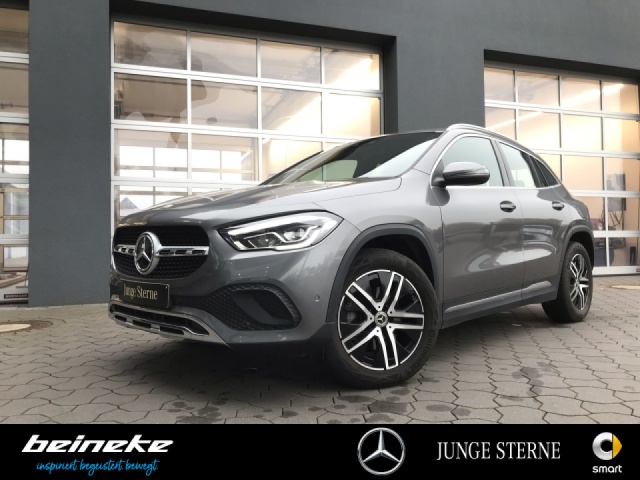 Mercedes-Benz GLA 200