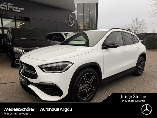 Mercedes-Benz GLA 200
