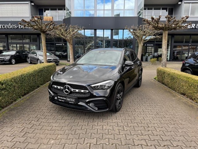 Mercedes-Benz GLA 200