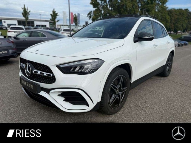 Mercedes-Benz GLA 200