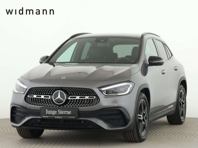 Mercedes-Benz GLA 200