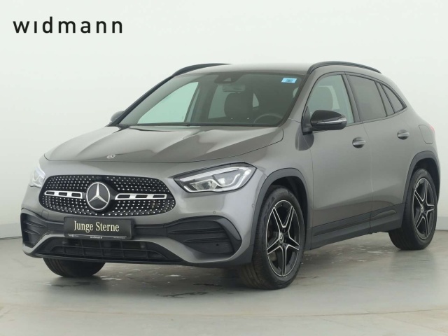 Mercedes-Benz GLA 200