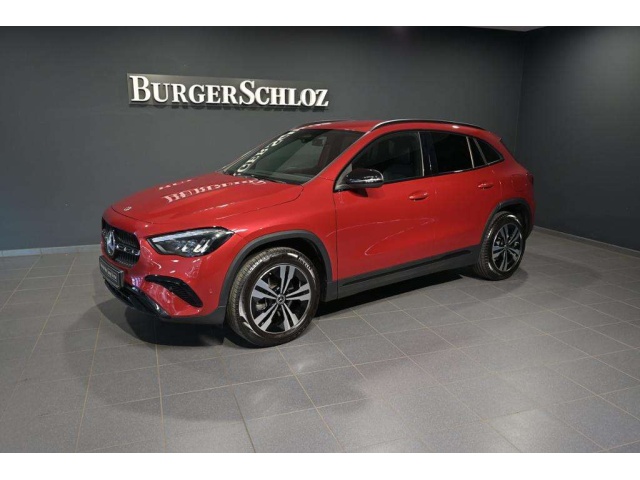 Mercedes-Benz GLA 200